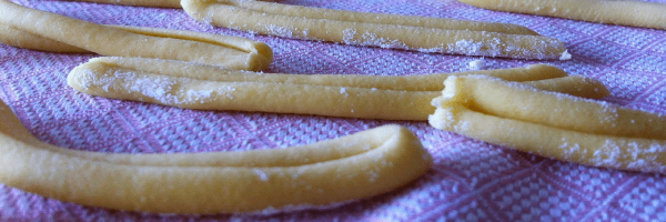 façonner les pâtes