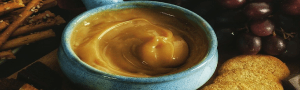 Topping caramel